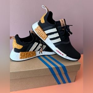 Adidas Disney NMD_R1 shoes